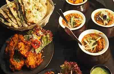 食品雕刻工藝在烹飪中的作用研究